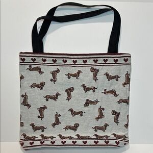Stylish Dachshund Dog Print Tapestry Tote Bag with Heart Boarder